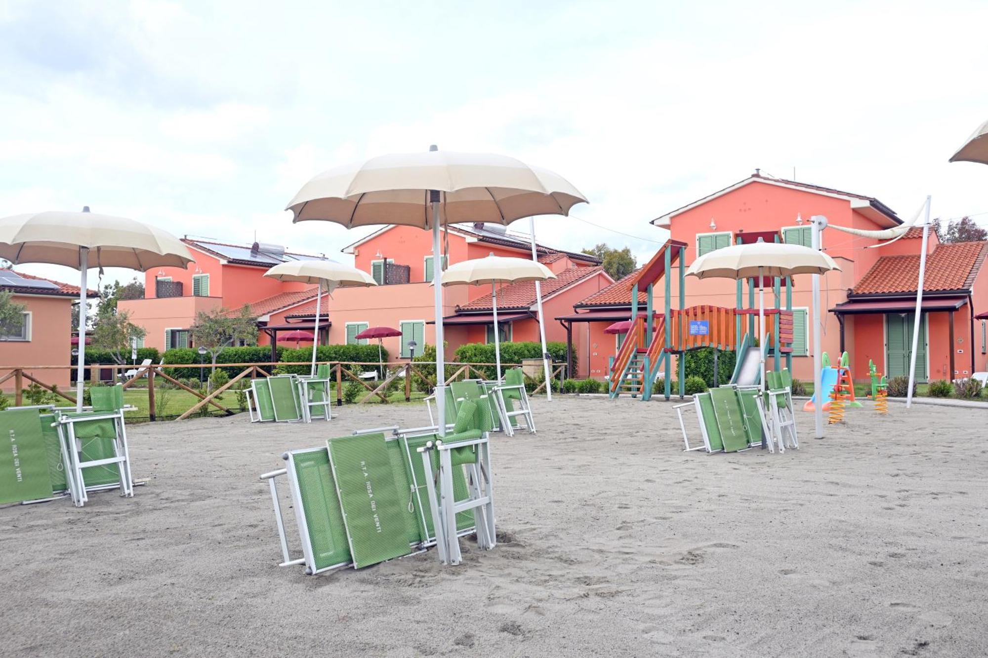 Aparthotel Rosa Dei Venti Vada Esterno foto
