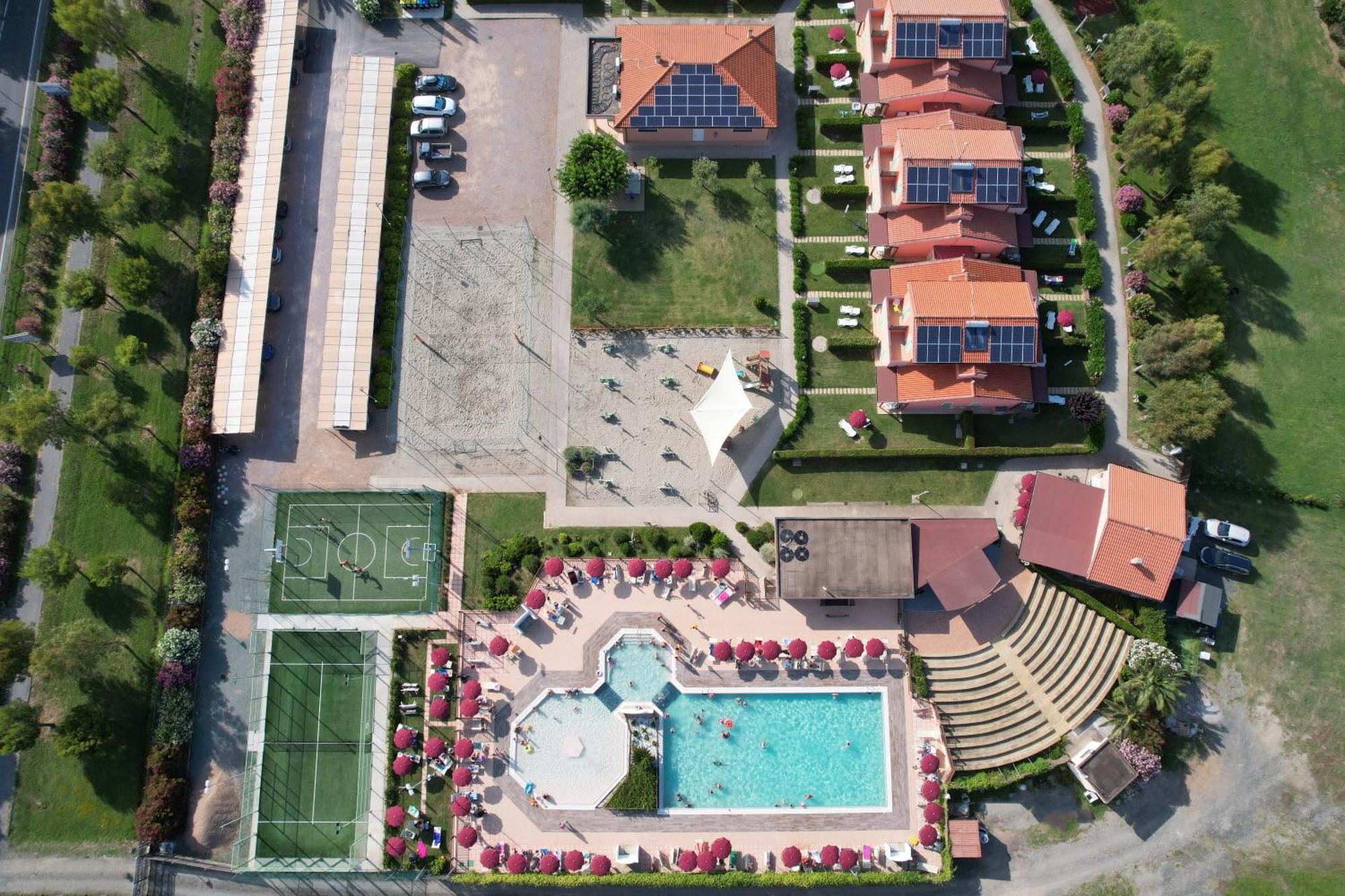 Aparthotel Rosa Dei Venti Vada Esterno foto