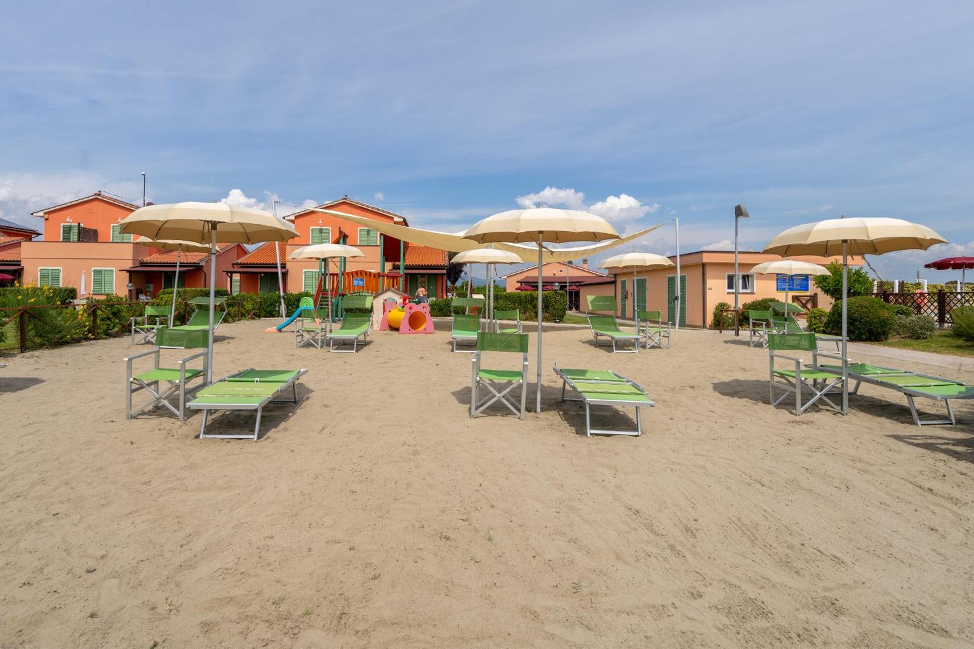 Aparthotel Rosa Dei Venti Vada Esterno foto